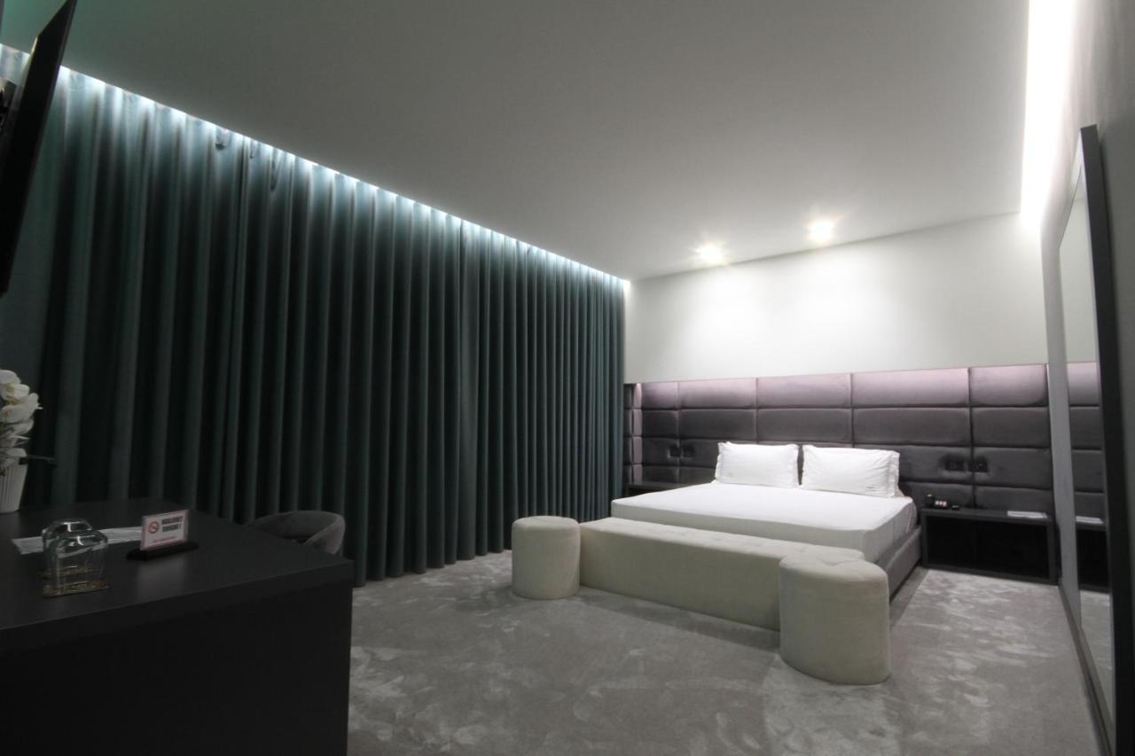 Albes Hotel Фієр Екстер'єр фото