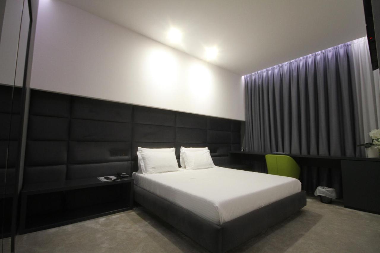 Albes Hotel Фієр Екстер'єр фото