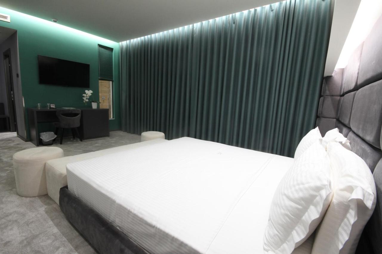 Albes Hotel Фієр Екстер'єр фото